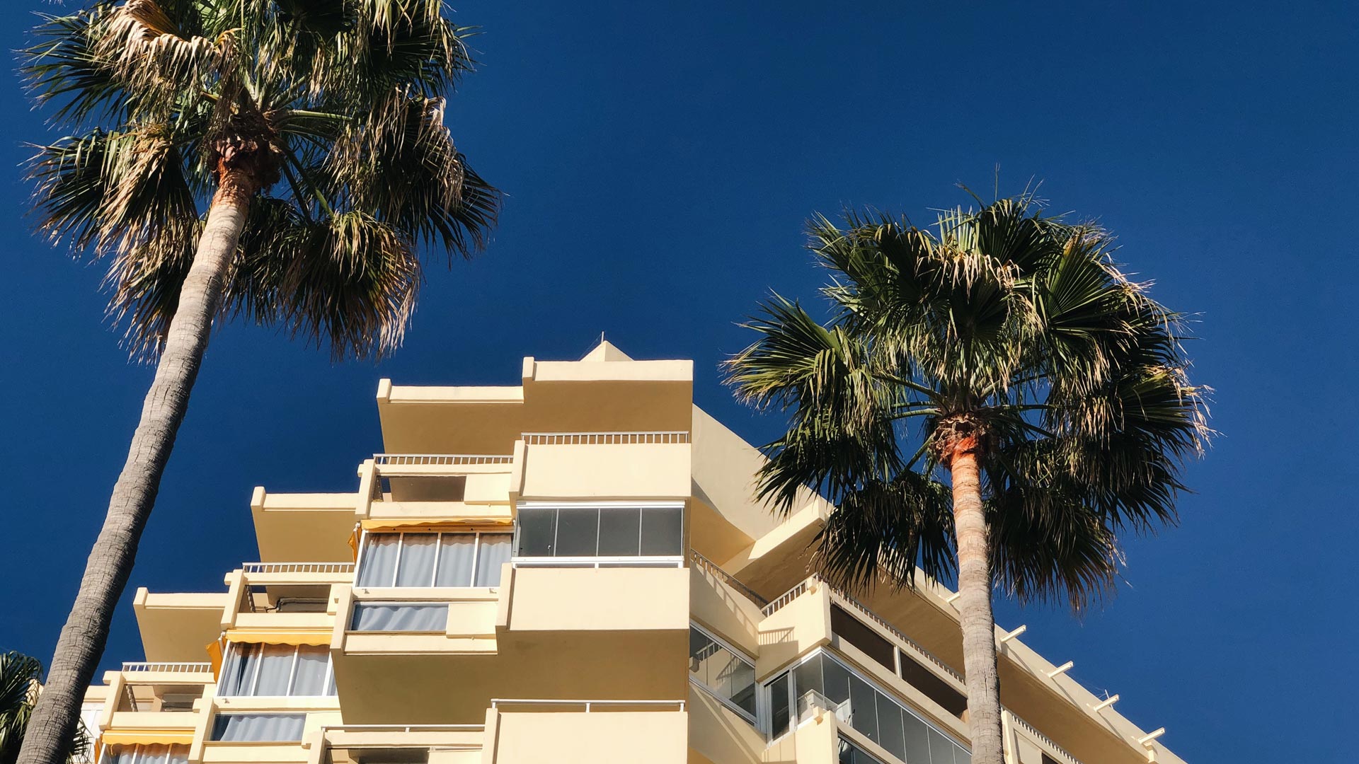 Bargain Properties for Sale Estepona Spain